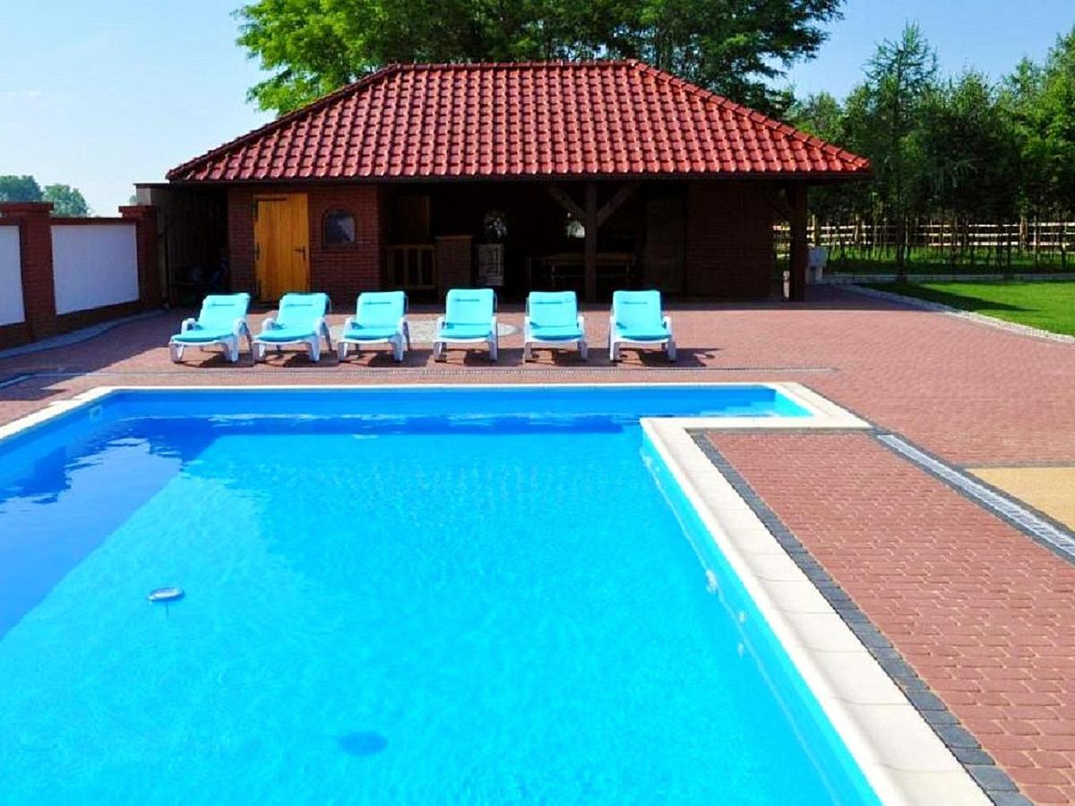 Villa Osrodek Agroturystyczny Zacisze Giewartów Exterior foto